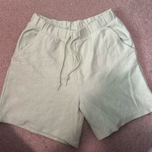 size small PINK Short